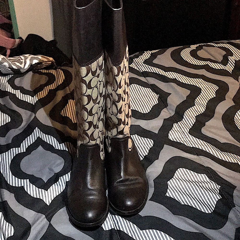 Coach Chrissi riding boots 6 1/2 - Picture 3 of 3